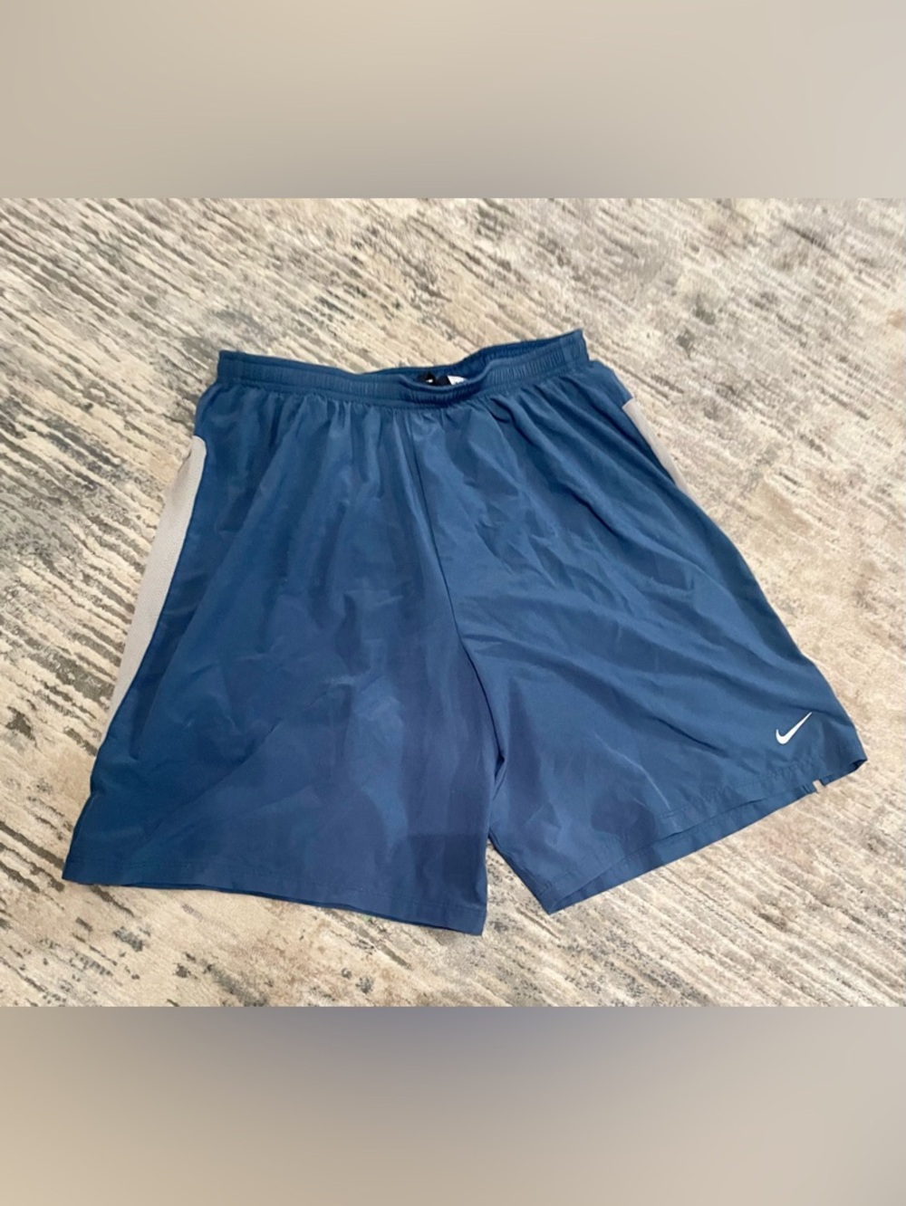 Nike Dri Fit Active Shorts Men’s M Navy Blue Elastic Waist Pockets Logo Pull On